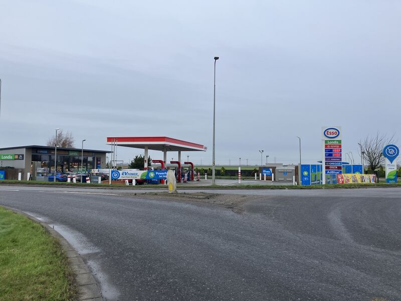 File:Esso Bicker Bar 2025.jpg