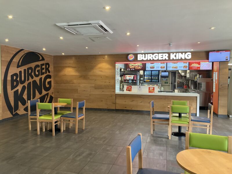 File:Burger King Warminster 2022.jpg