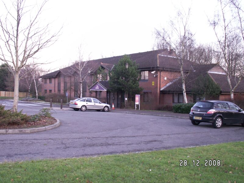 File:Rownhams Premier Inn.jpg