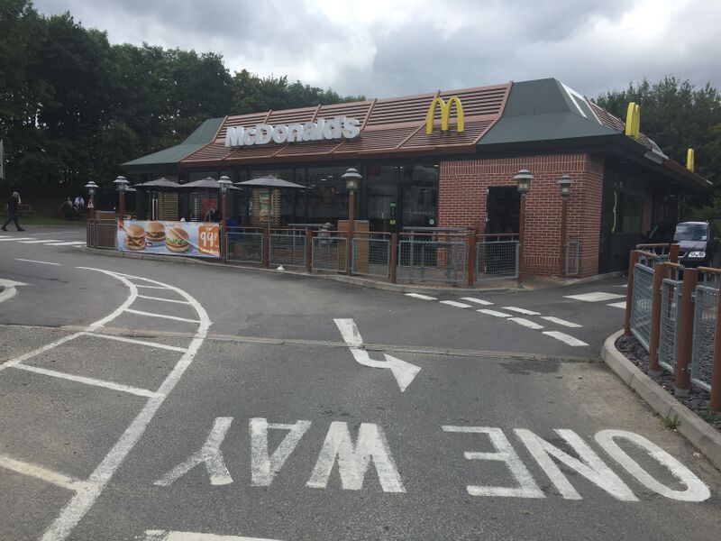 File:McDonalds West Wellow 2019.jpg