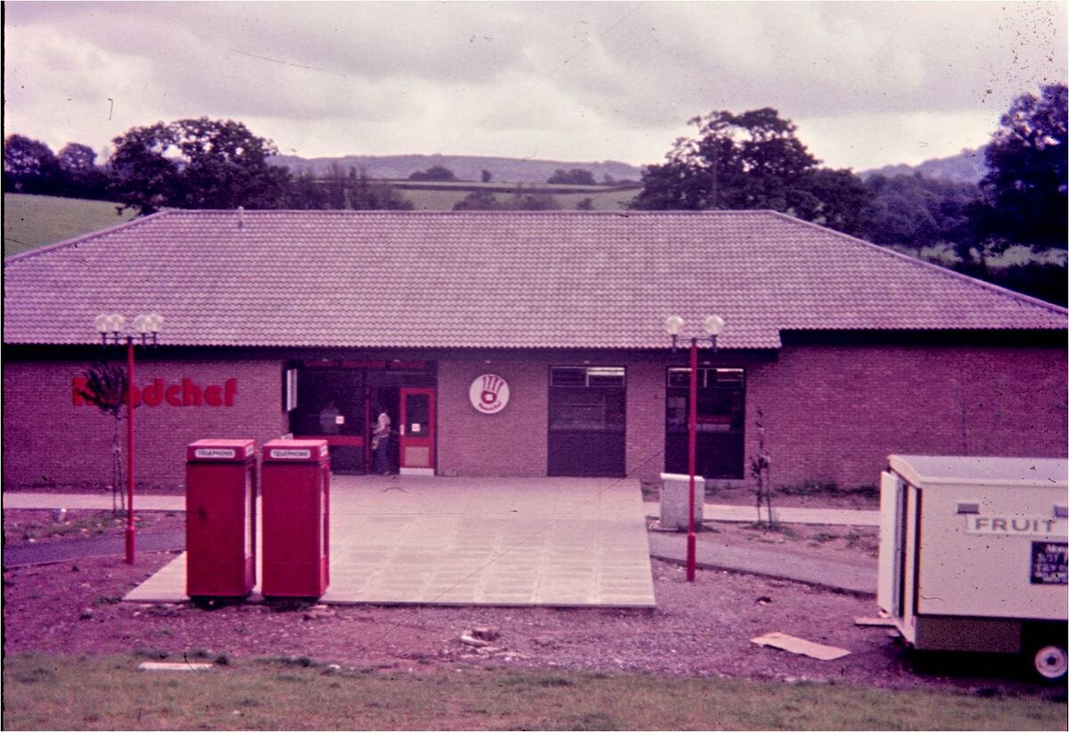Photo Taunton deane 1974.jpg Motorway Services, FileTaunton deane