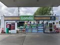 West Cave: Londis West Cave 2025.jpg