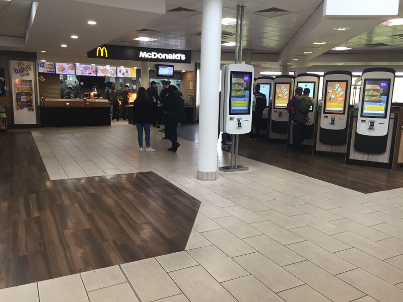 File:McDonalds Strensham North 2020.jpg