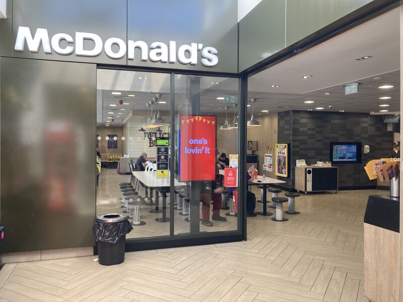File:McDonalds Cullompton 2023.jpg