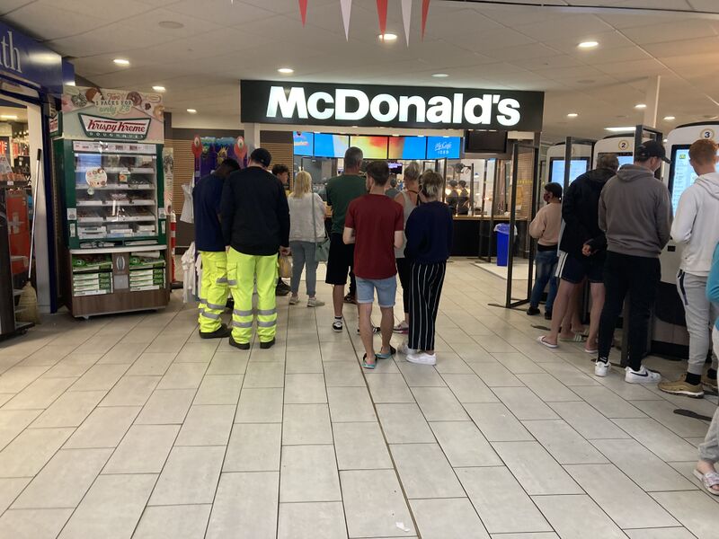 File:McDonalds Rownhams North 2021.jpg