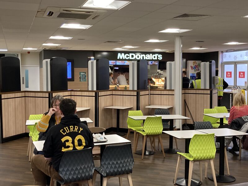 File:McDonald’s & Seating Area - Roadchef Rownhams Westbound.jpeg