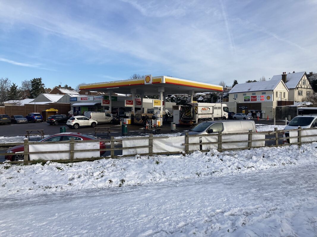 Tollgate services Motorway Services, Tollgate service station info