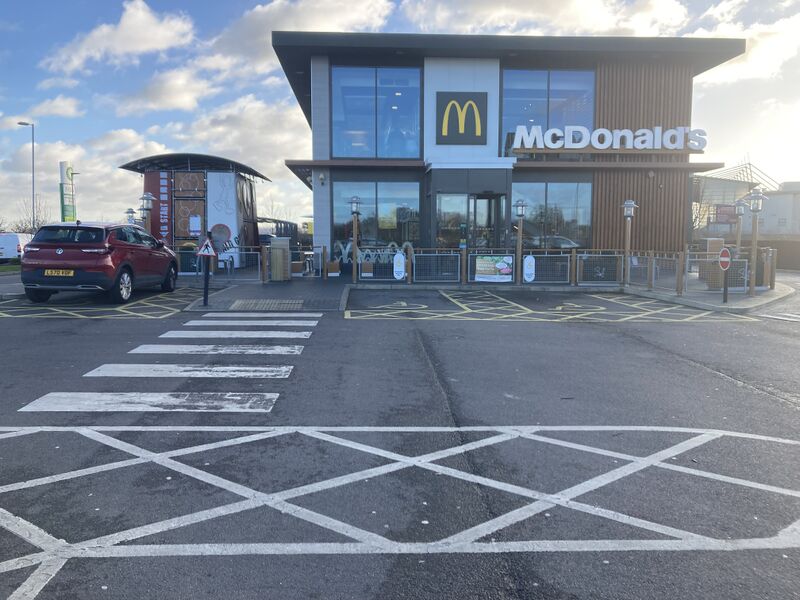 File:McDonalds Colchester 2022.jpg