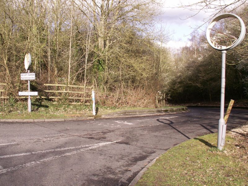 File:Rownhams Lane rear access.jpg