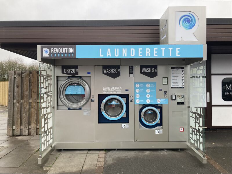 File:Revolution Laundry Chieveley 2023.jpg